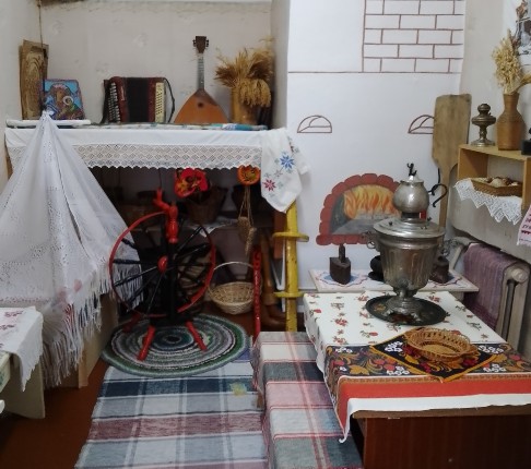 МИНИ-МУЗЕЙ "ГОРНИЦА" МИНИ-МУЗЕЙ "ГОРНИЦА"